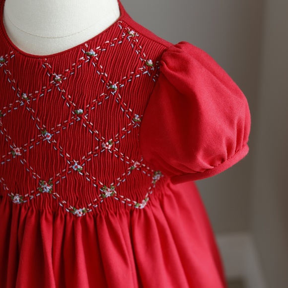 Girls Red Smocked Dress Hand- Embroidery Luli & Me Short Sleeve - Picture 4 of 10